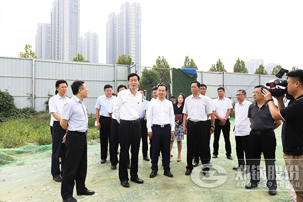 郑州市向导一行视察指导918博天堂工业园项目